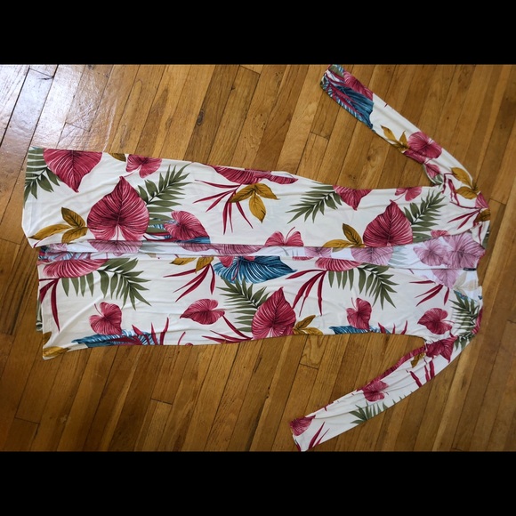 3-piece Fashion Nova swimsuit - Picture 7 of 7